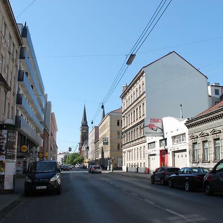 Urban-Style Apartment Vienna Exterior photo