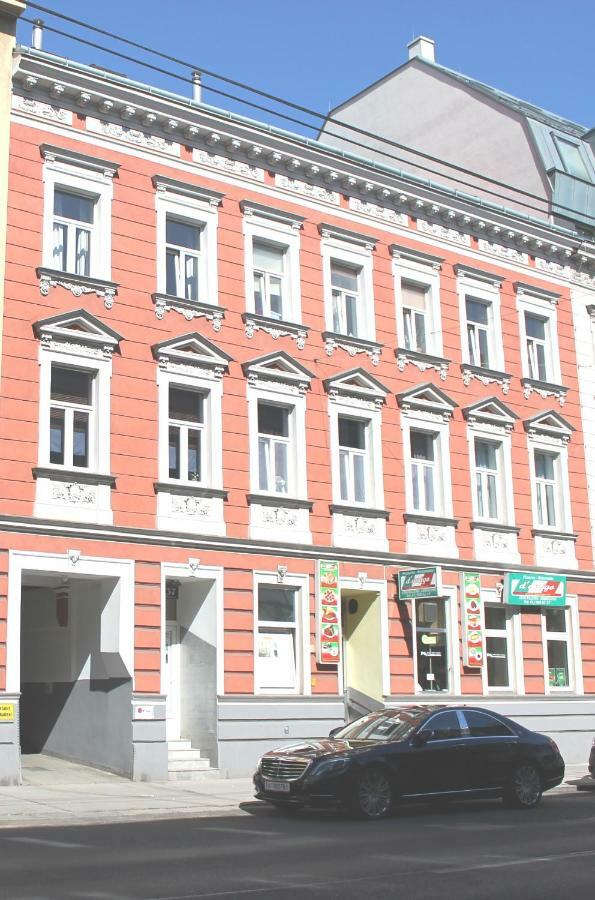 Urban-Style Apartment Vienna Exterior photo